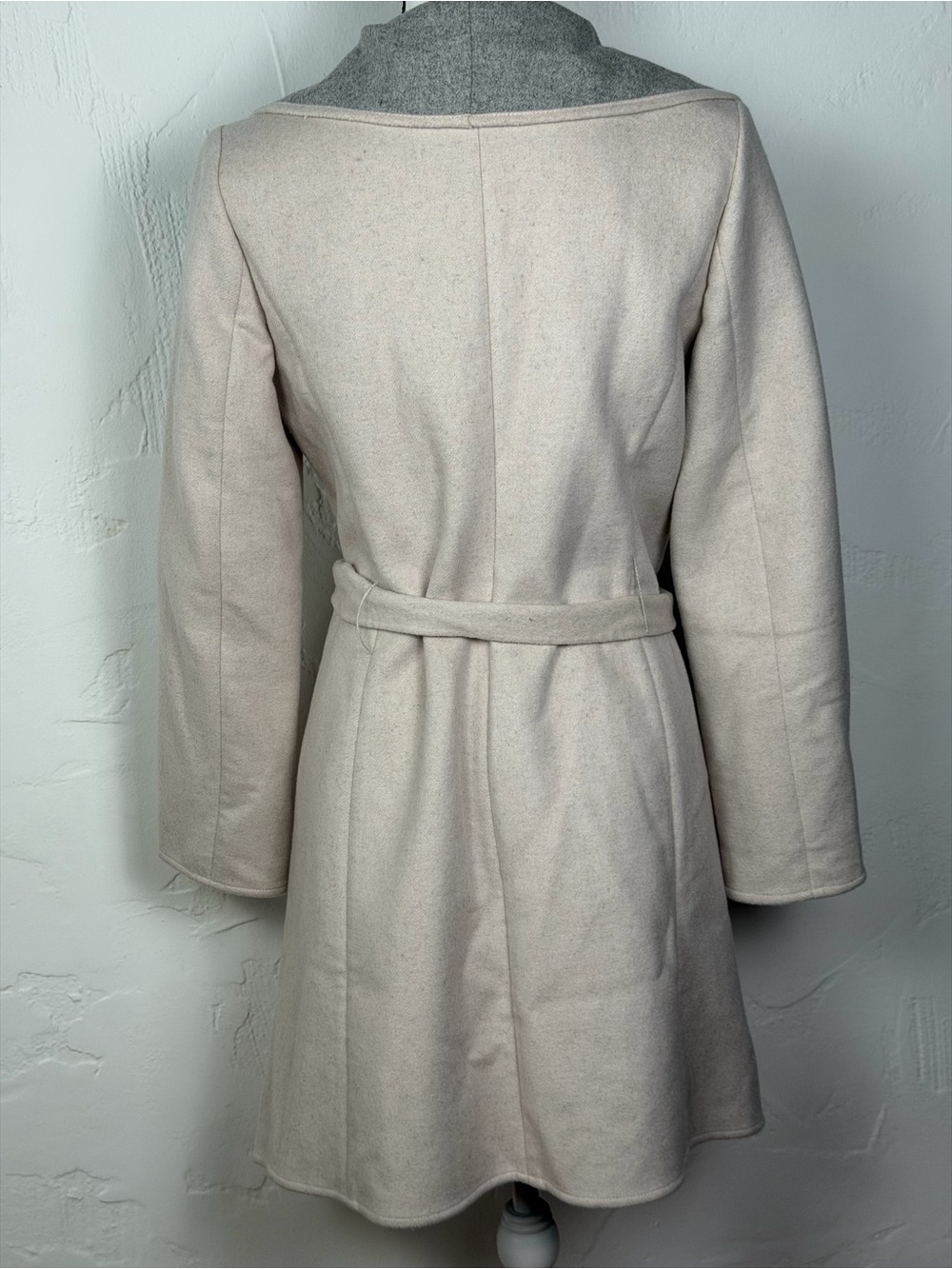 Lucky Brand Light Gray and Cream Wrap Tie Coat - Classic Style XS - Picture 10 of 16
